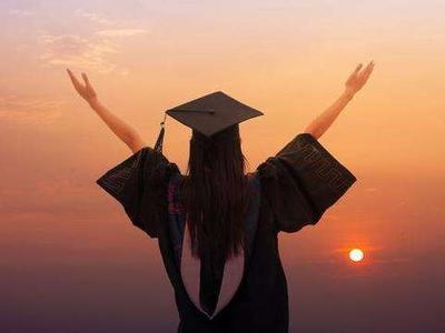 法國(guó)留學(xué)簽證危險(xiǎn)期