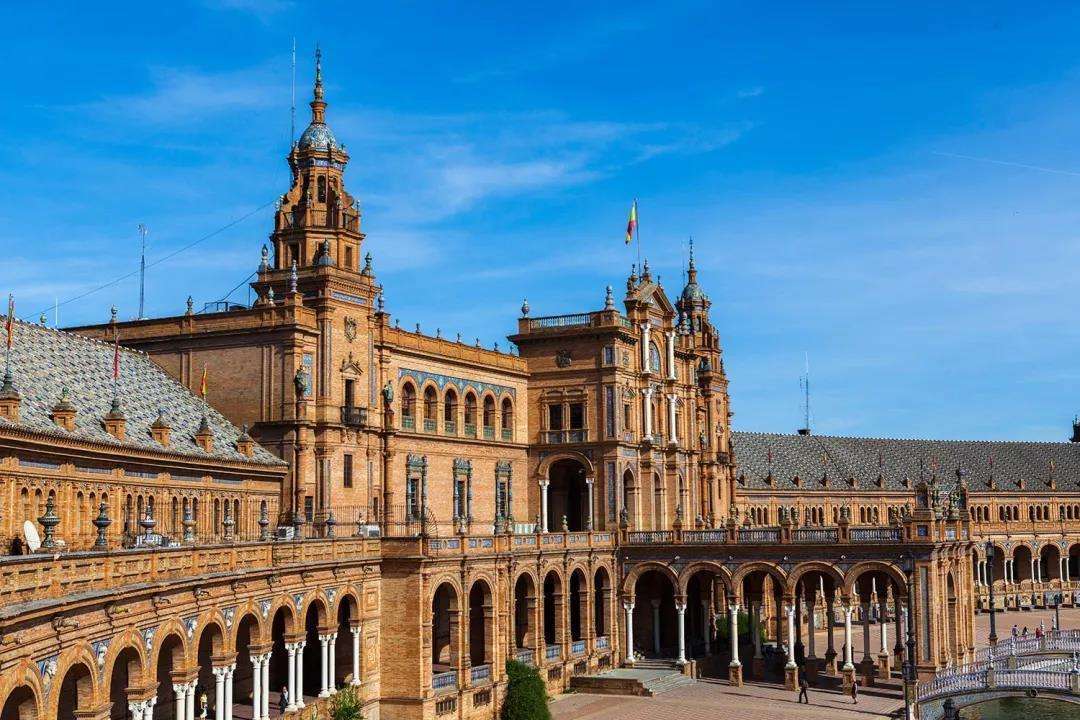 西班牙薩拉戈薩大學‘’ 西班牙薩拉戈薩大學‘’