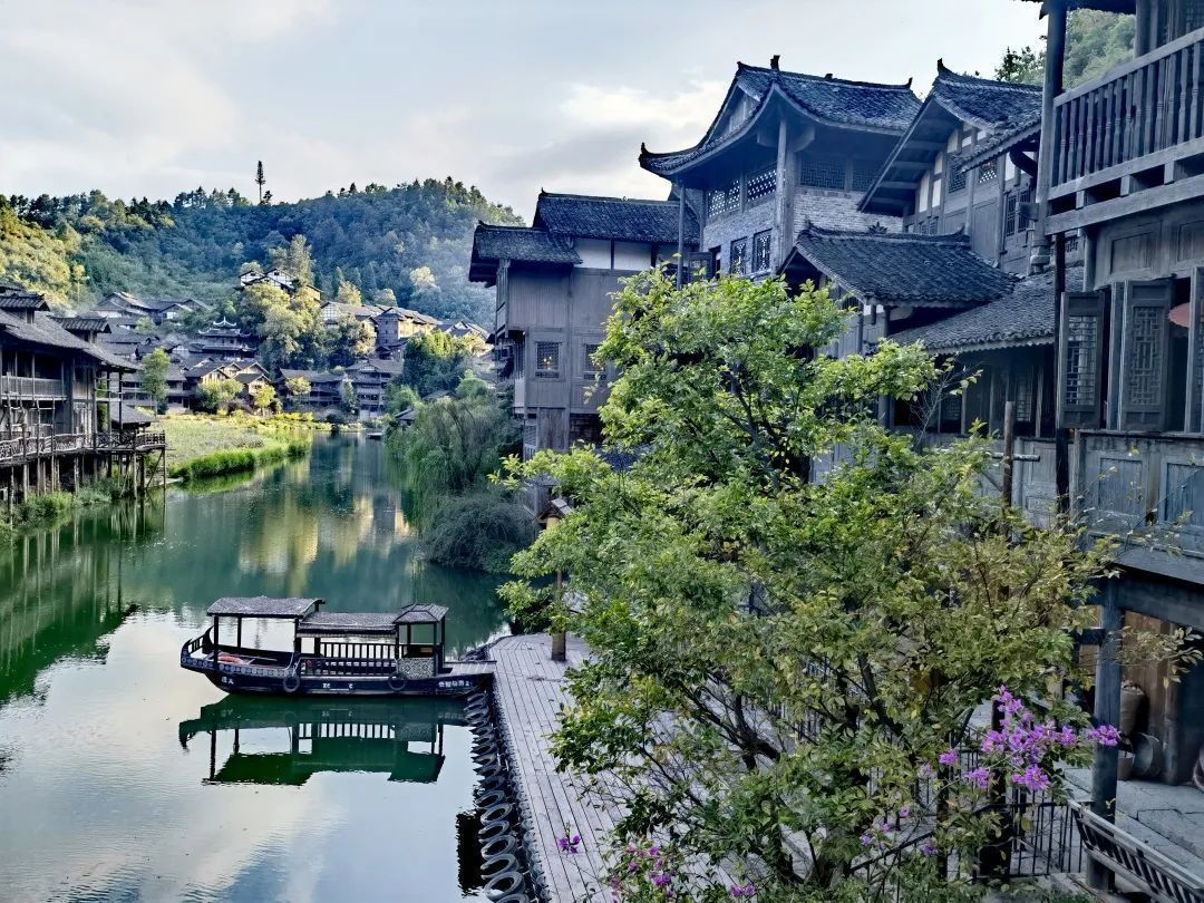 EU商學院MBA9月貴州游學秋游美麗烏江寨 EU商學院MBA9月貴州游學秋游美麗烏江寨