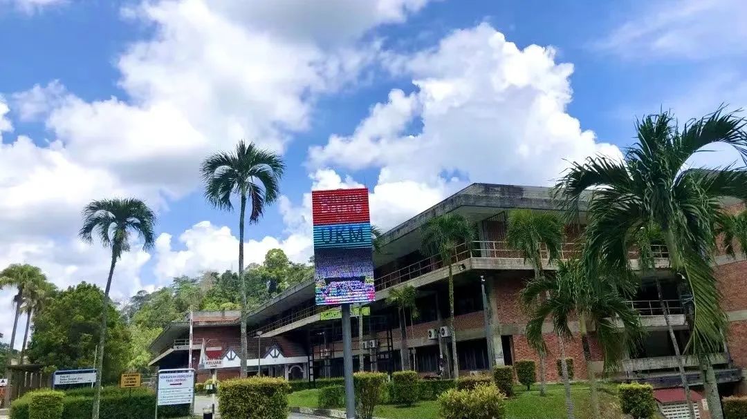 9e4627274c303f0d56910b3ad8a00869 9e4627274c303f0d56910b3ad8a00869